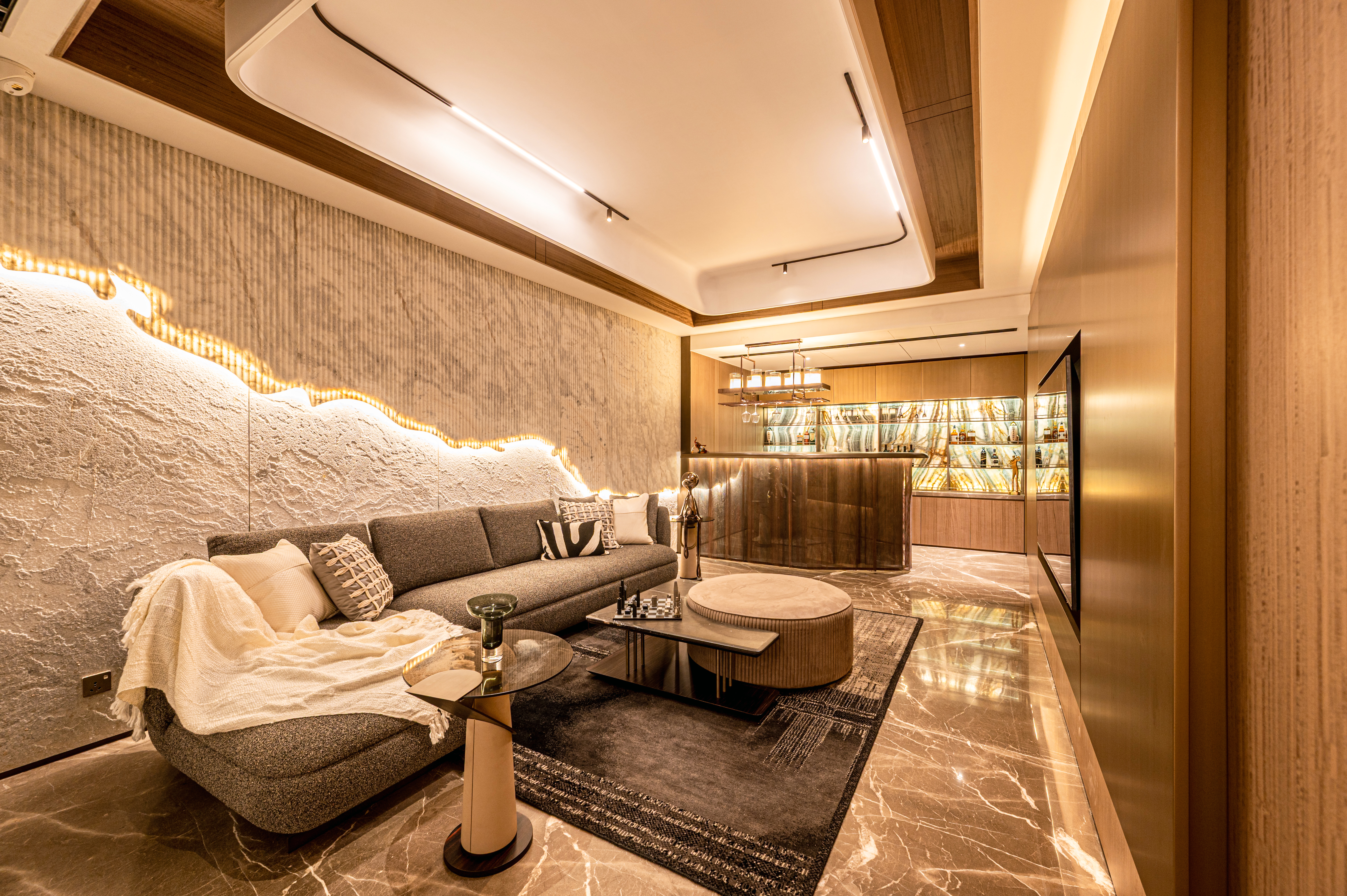 A complete residence by AEK
